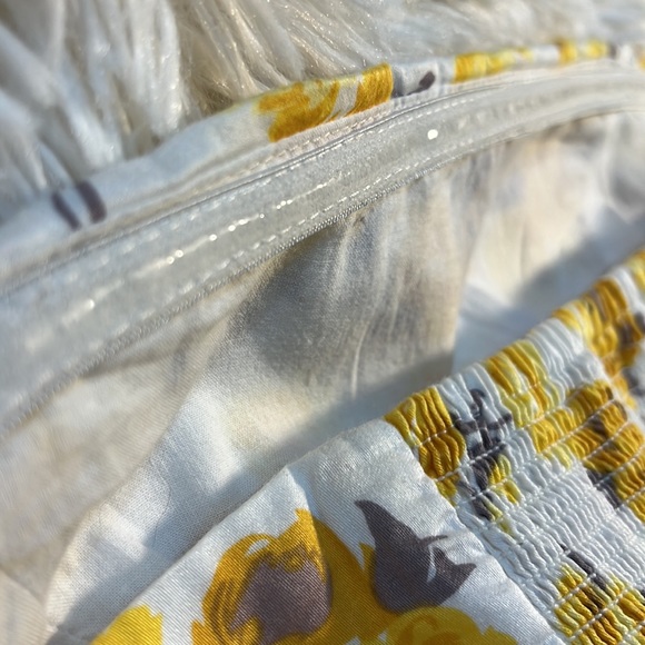 Pins and Needles Size L Yellow Floral Strapless Balloon lined Dress with Pockets - Picture 15 of 15